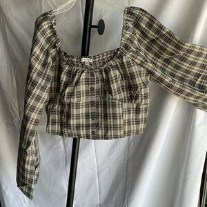 love tree empire button balloon sleeve plaid crop top